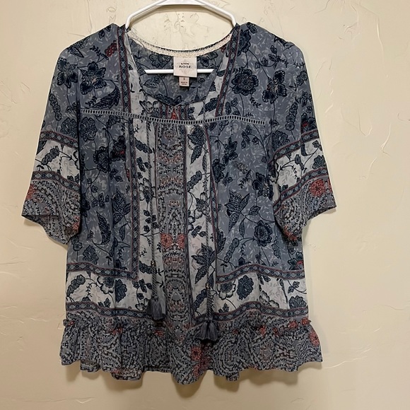 Flowy Blouse with Tie - Picture 1 of 3